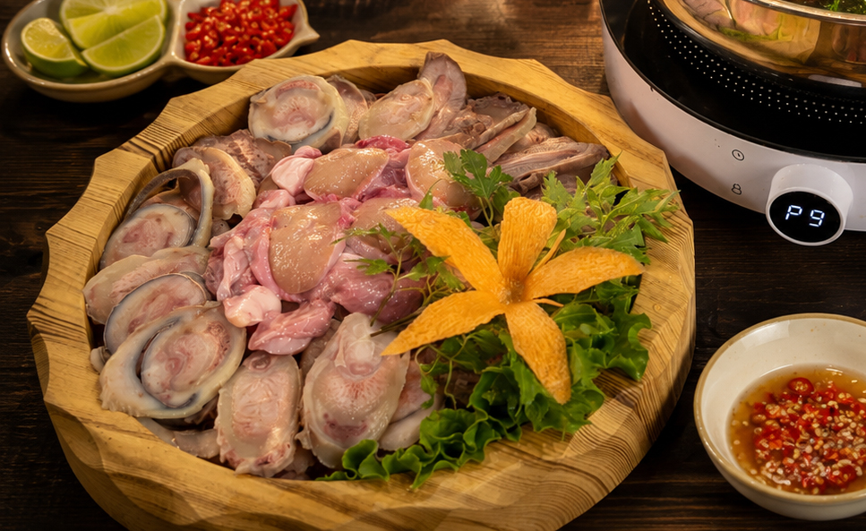 Thần công ngựa Tây Bắc – món ăn độc đáo kết hợp với hương vị đậm đà, hấp dẫn khó quên.